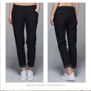 Lululemon ▪ Day Trip Black Camo Boyfriend Pant